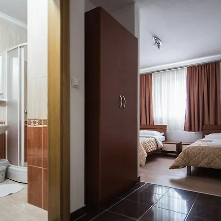 No-1 Hotel